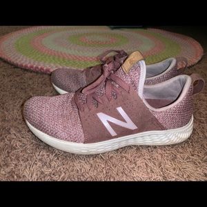 Mauve New Balance Tennis Shoes Size 8.5